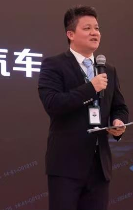 陈立  先生